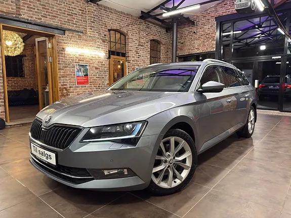 Skoda Superb 2018 photo 4
