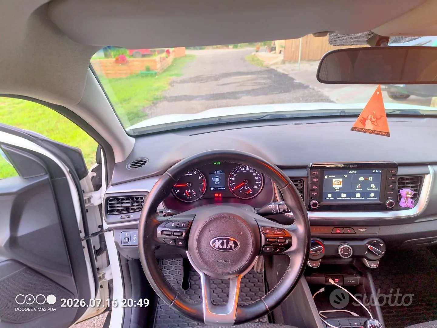 Kia Stonic 2018 photo 5