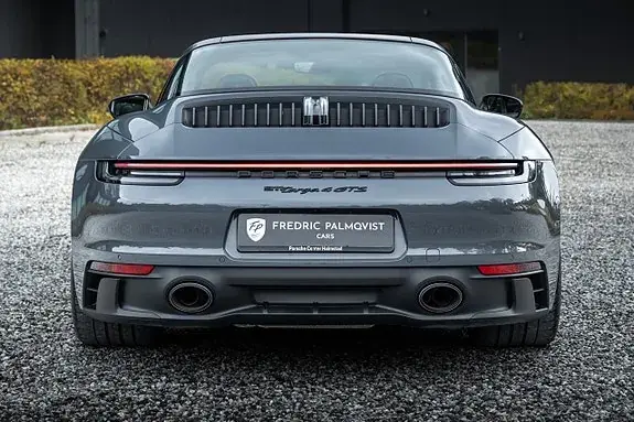 Porsche 911 Targa 4 Gts 2024 photo 4