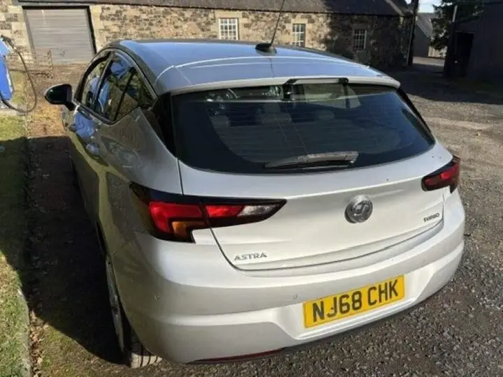 Vauxhall Astra 2018 photo 4
