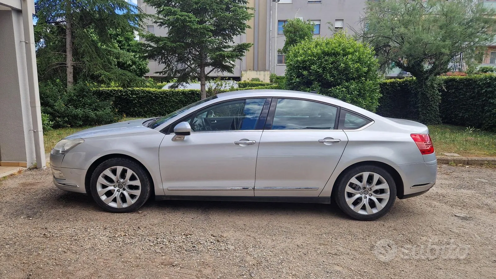 Citroen C5 2010 photo 2