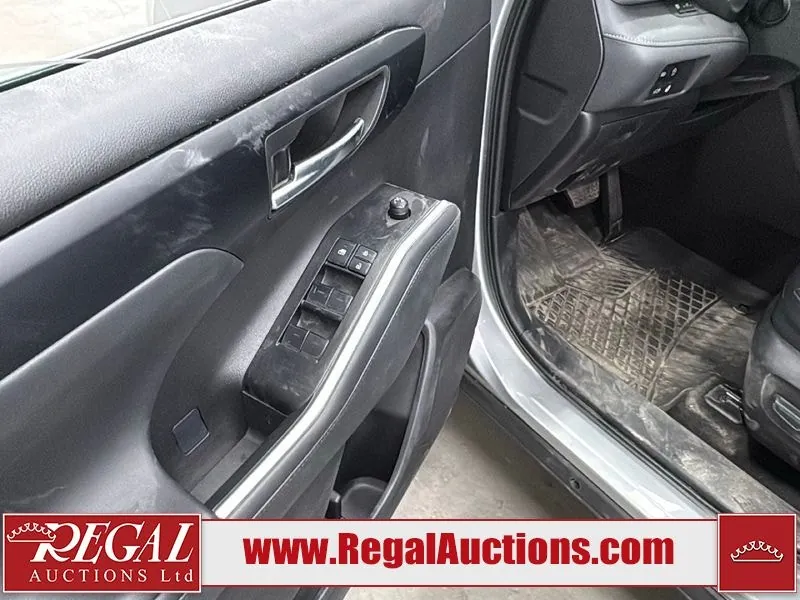 Toyota Highlander 2025 photo 5