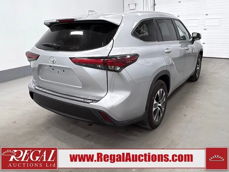 Toyota Highlander 2025 photo 3