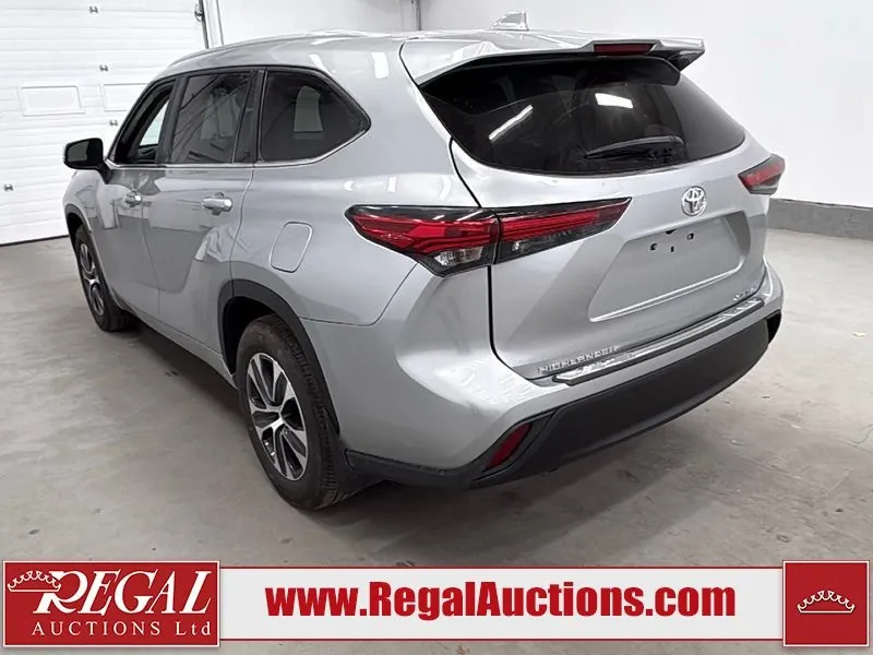 Toyota Highlander 2025 photo 4