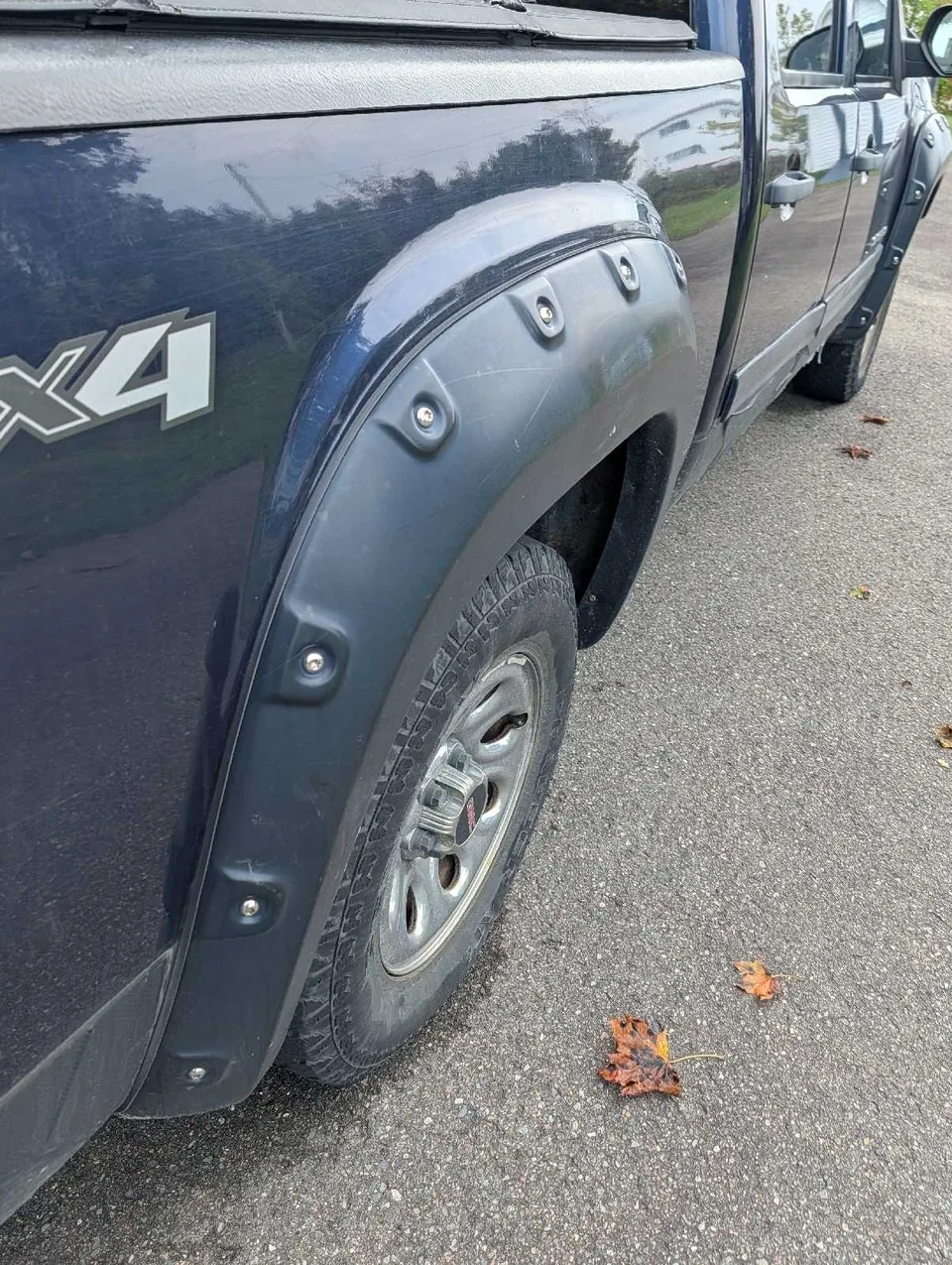 GMC Sierra 1500 2011 photo 2