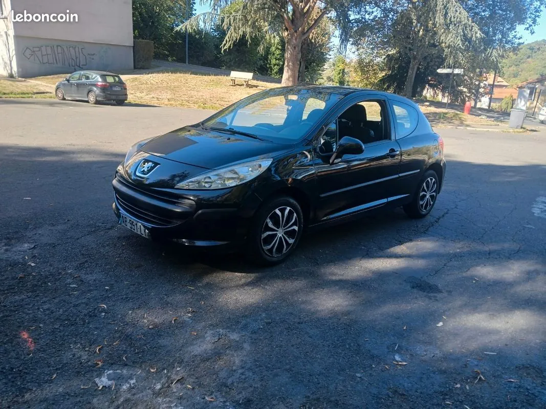 Peugeot 207 2009 photo 3