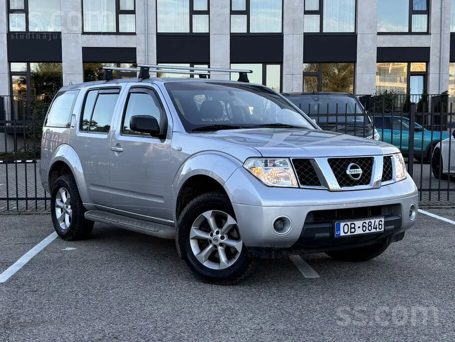 Nissan Pathfinder 2009 photo 2