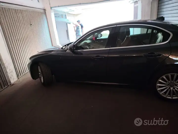 Alfa Romeo Giulia 2017 photo 2