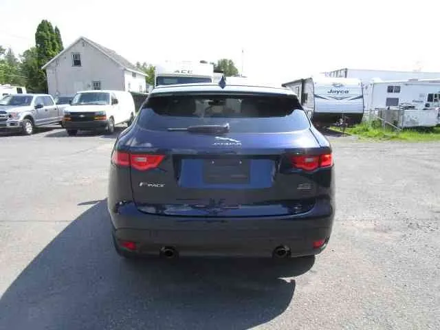 Jaguar F-Pace 2019 photo 4