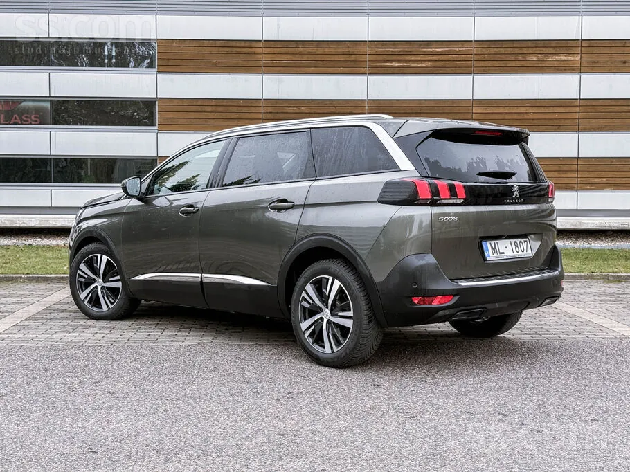 Peugeot 5008 2020 photo 4