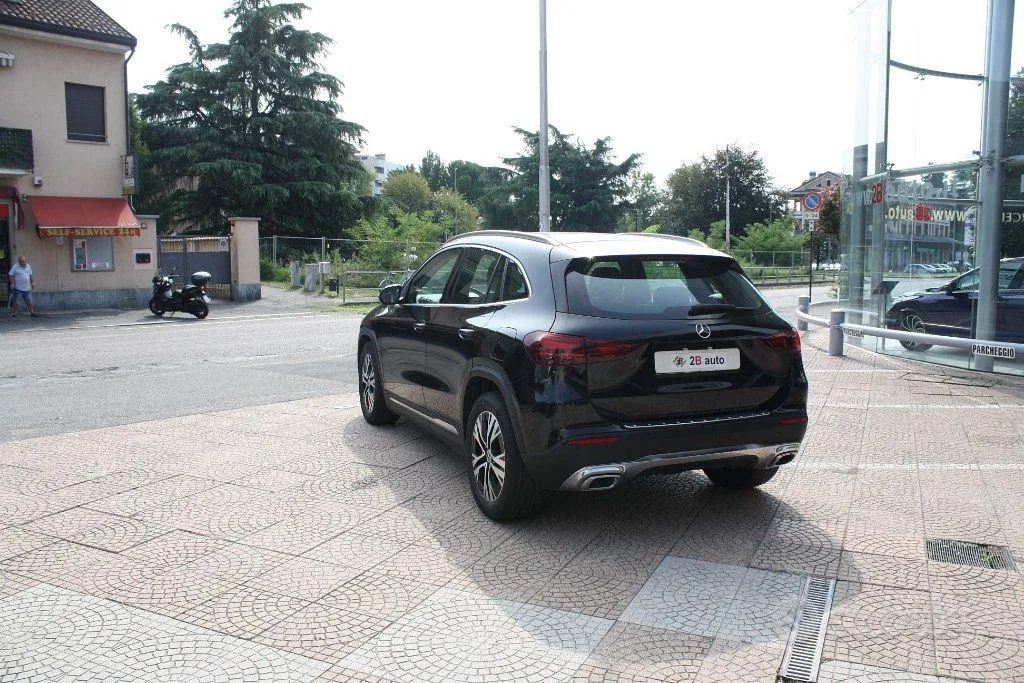 Mercedes-Benz Gla 2023 photo 3