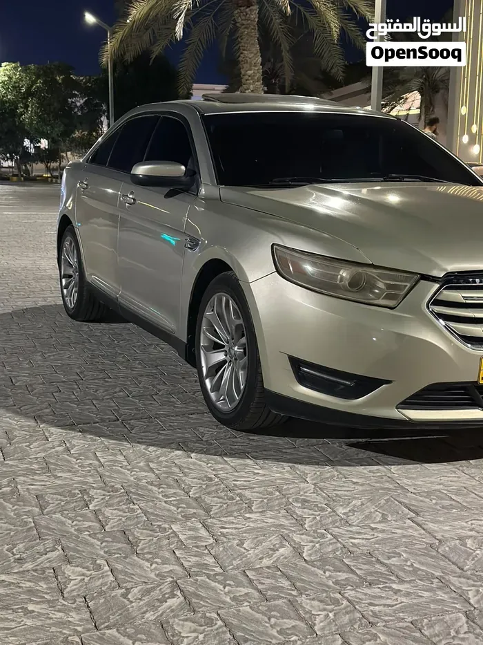 Ford Taurus 2013 photo 3