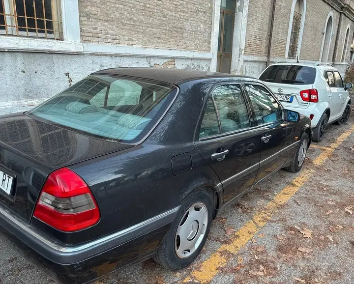 Mercedes-Benz C 180 Elegance 1995 photo 2