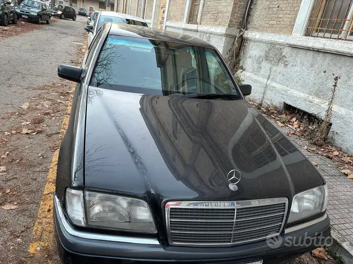 Mercedes-Benz C 180 Elegance
