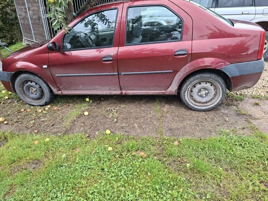 Dacia Logan 2006 photo 2
