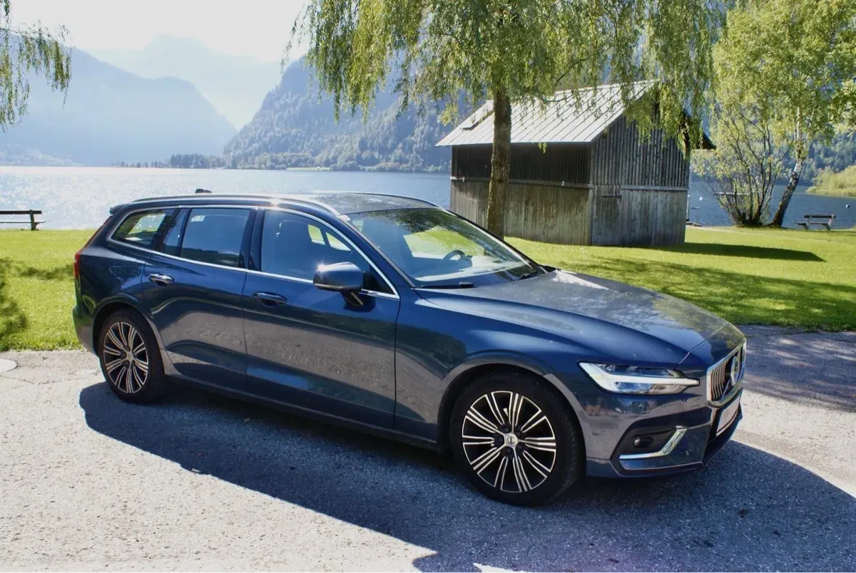 Volvo V60 2019 photo 2