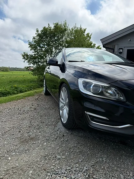 Volvo V60 2014 photo 2