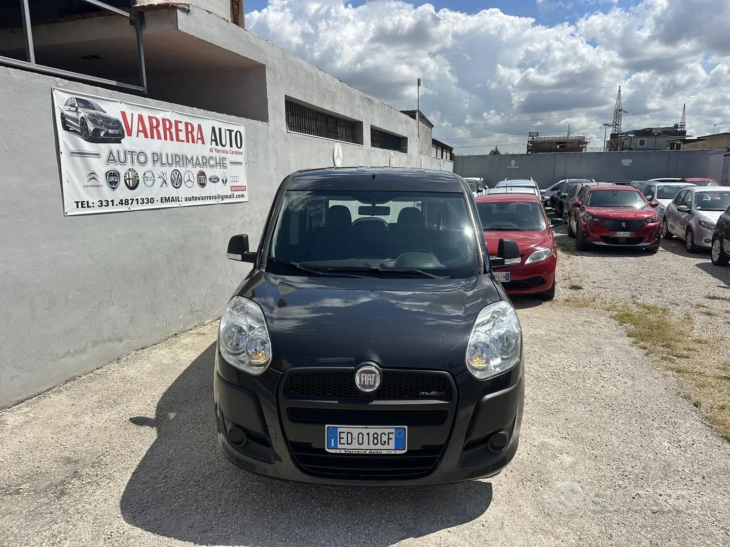 Fiat Doblo 2010 photo 2