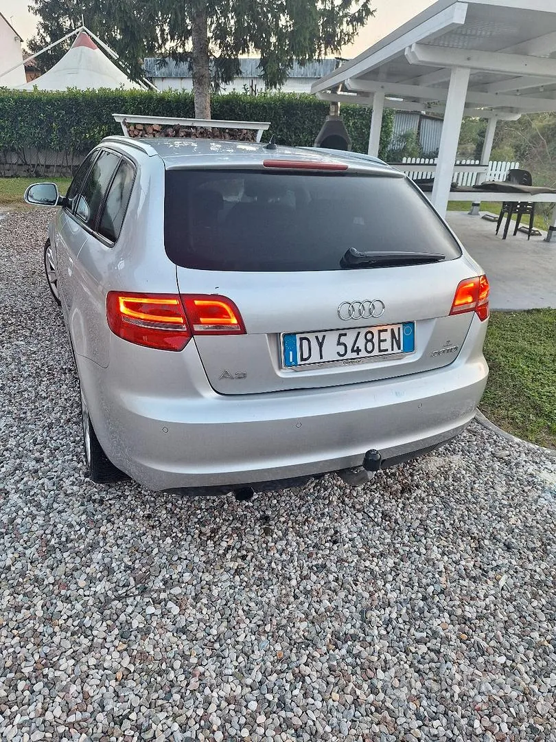 Audi A3 Sportback 2010 photo 4