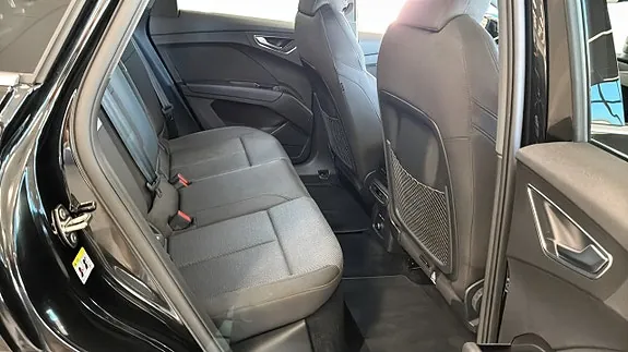 Audi Q4 E-Tron 2023 photo 5