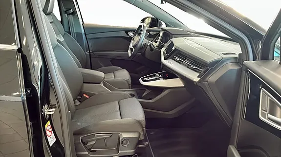 Audi Q4 E-Tron 2023 photo 3