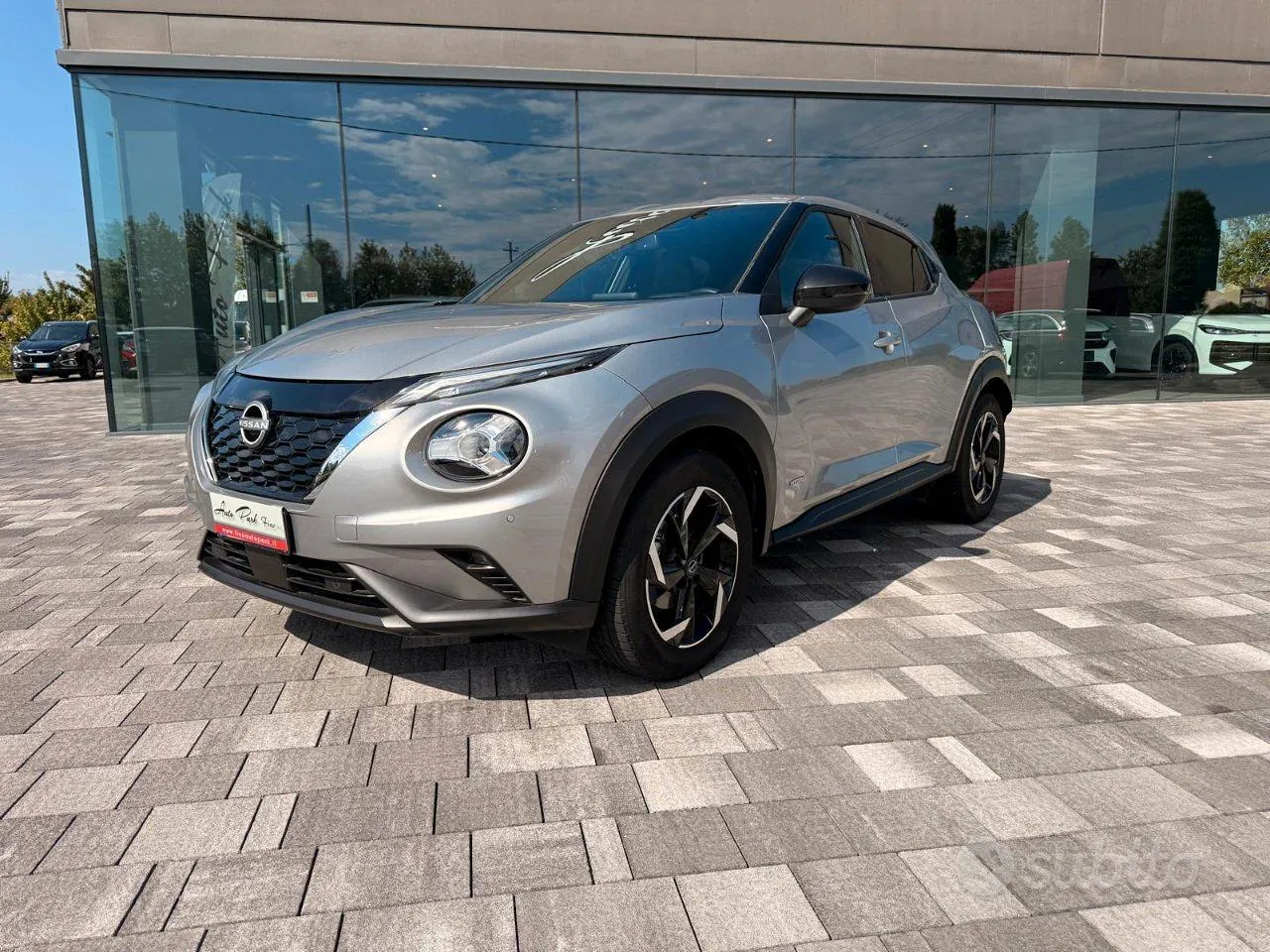 Nissan Juke 2023 photo 2