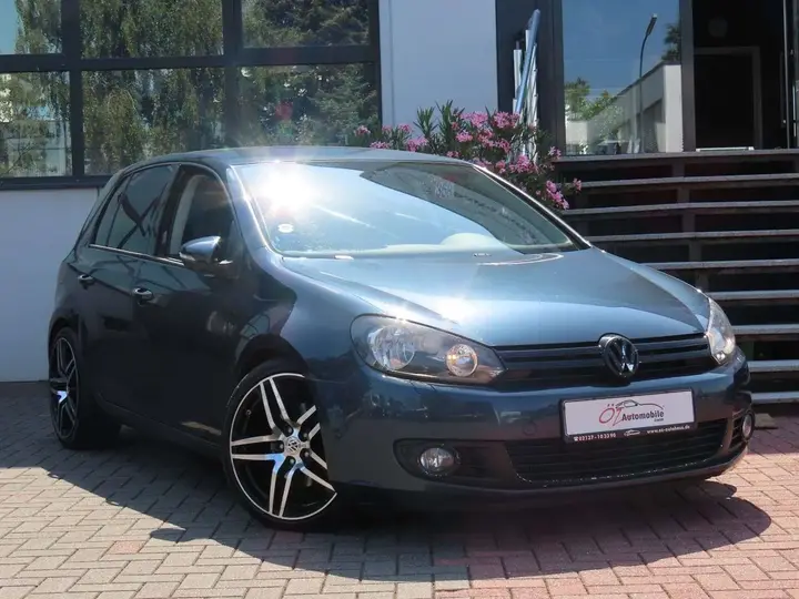 Volkswagen Golf 2009 photo 2