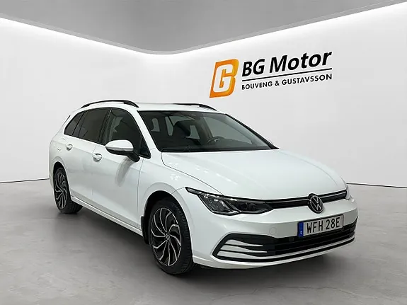 Volkswagen Golf I 2022 photo 2