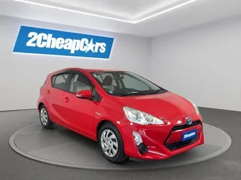 Toyota Aqua 2015 photo 4