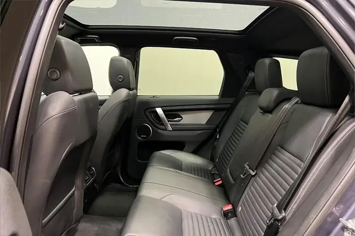 Land Rover Discovery Sport 2023 photo 5