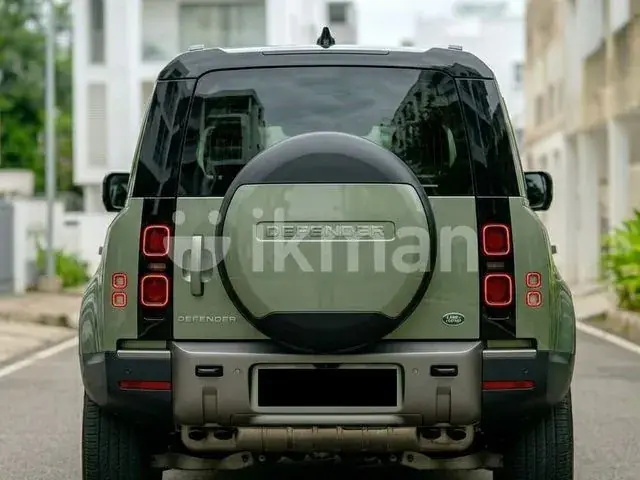 Land Rover Defender 2026 photo 3