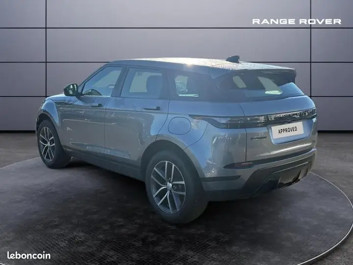 Land Rover Range Rover Evoque 2025 photo 3