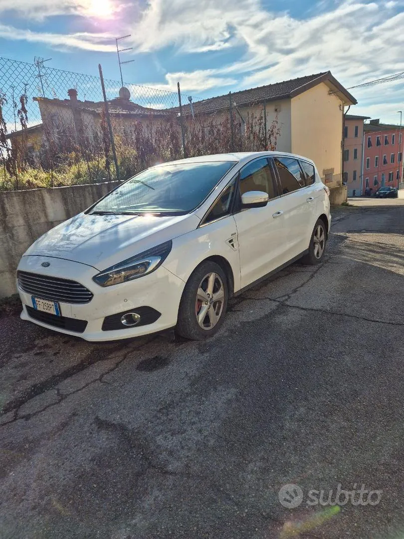 Ford S-Max