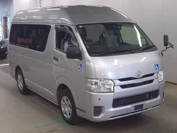 Toyota Hiace 2020 photo 2