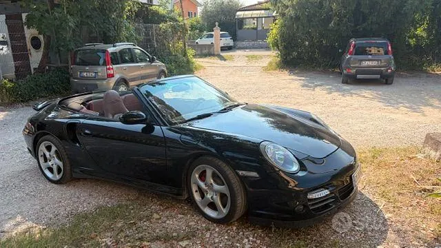 Porsche 911 Turbo 2004 photo 2