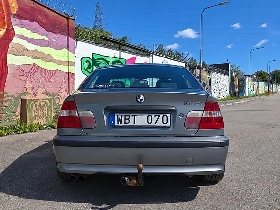 BMW 320I 2004 photo 5
