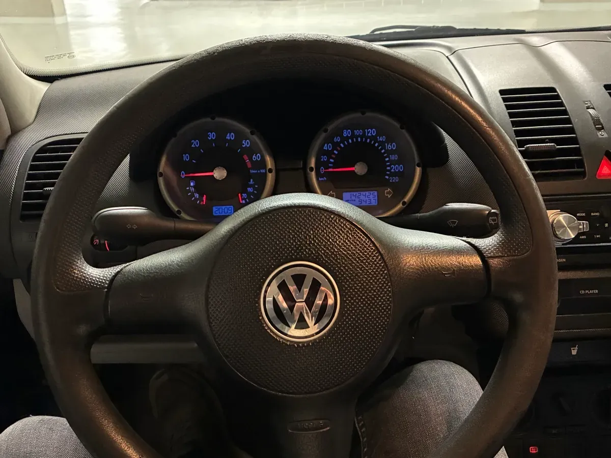 Volkswagen Polo 2001 photo 3