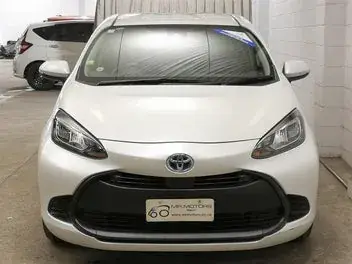Toyota Aqua 2022 photo 5