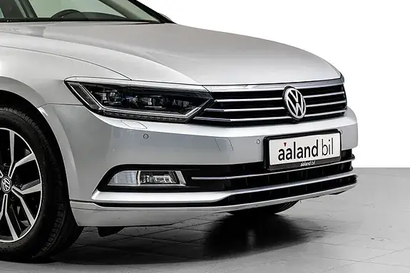 Volkswagen Passat 2019 photo 2