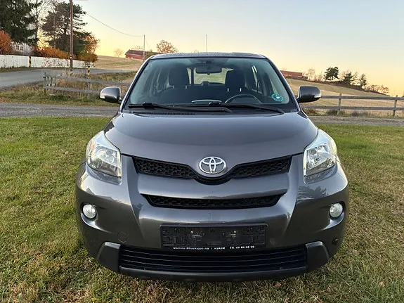 Toyota Urban Cruiser 2010 photo 5