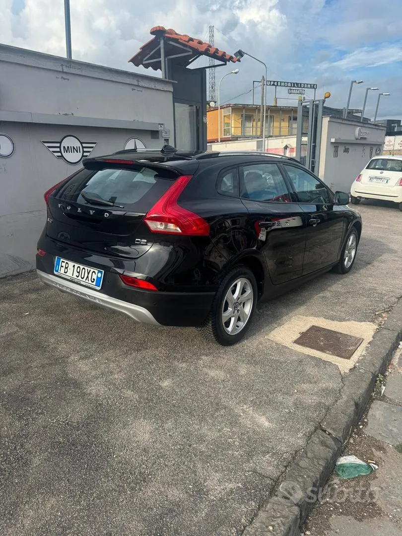 Volvo V40 2015 photo 4