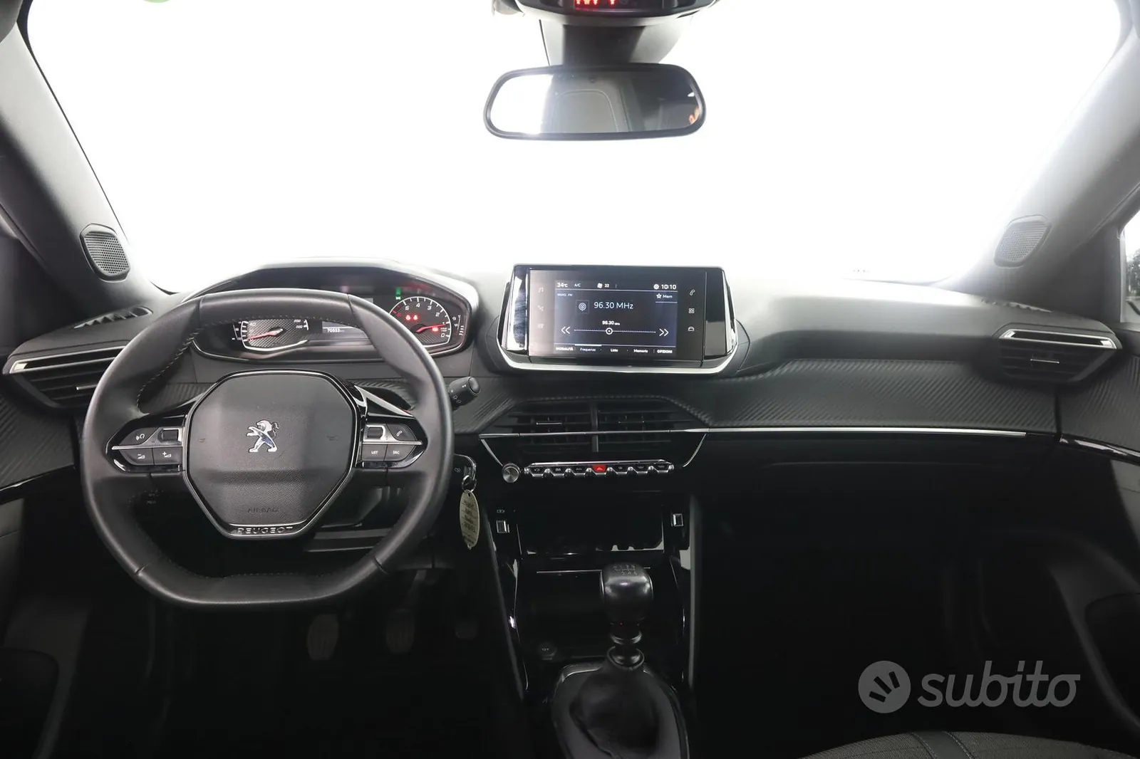 Peugeot 2008 2023 photo 4