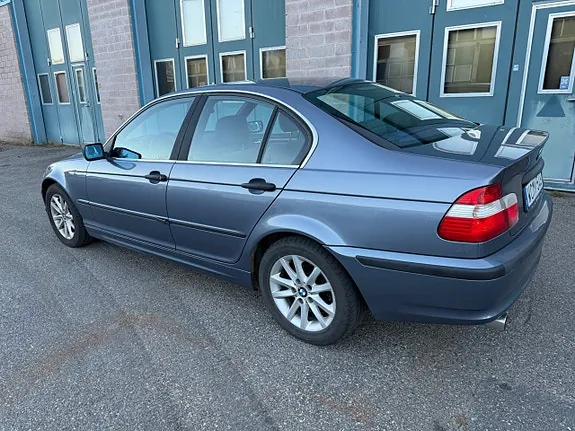 BMW 318I 2005 photo 3