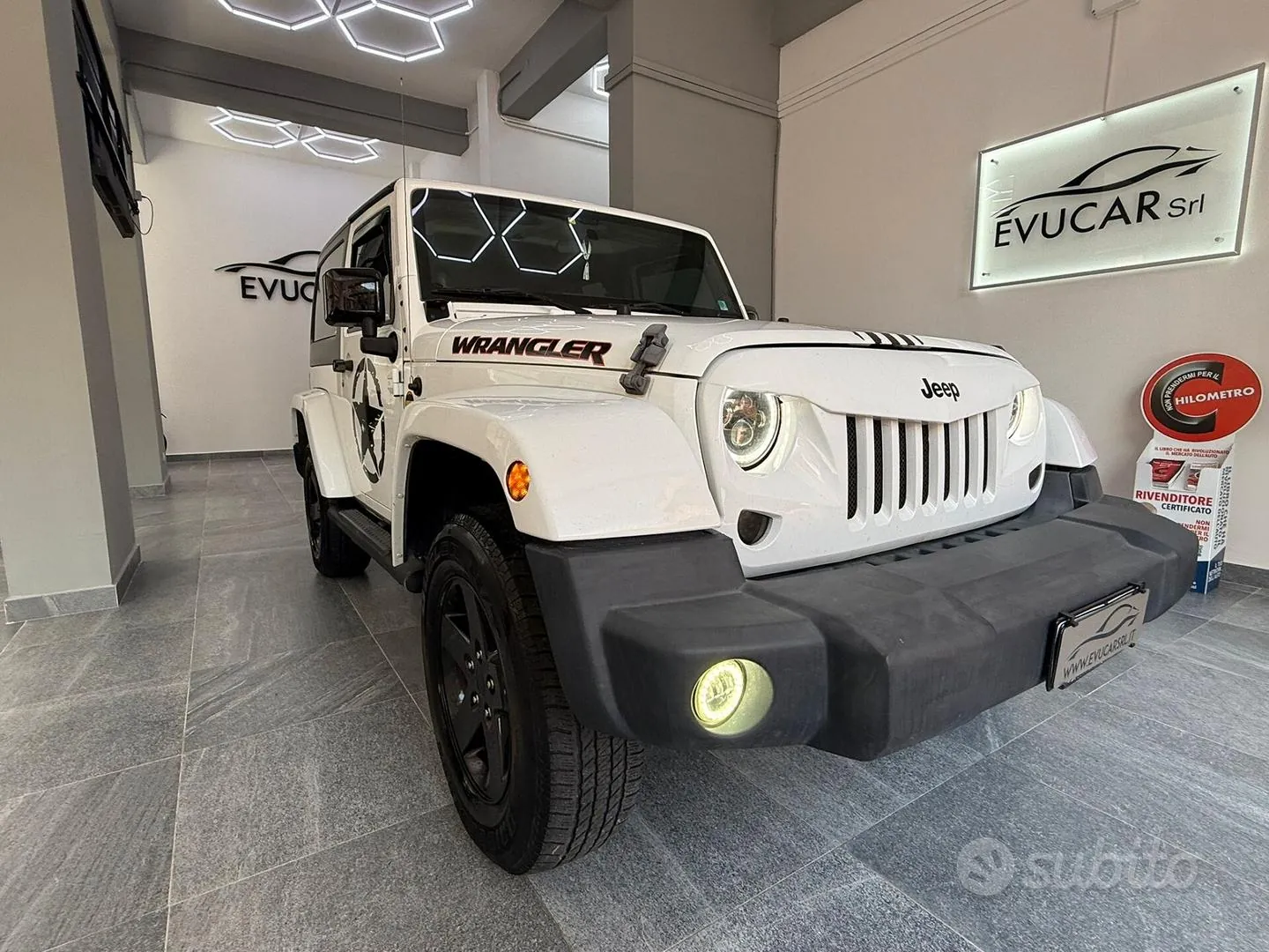 Jeep Wrangler 2012 photo 4