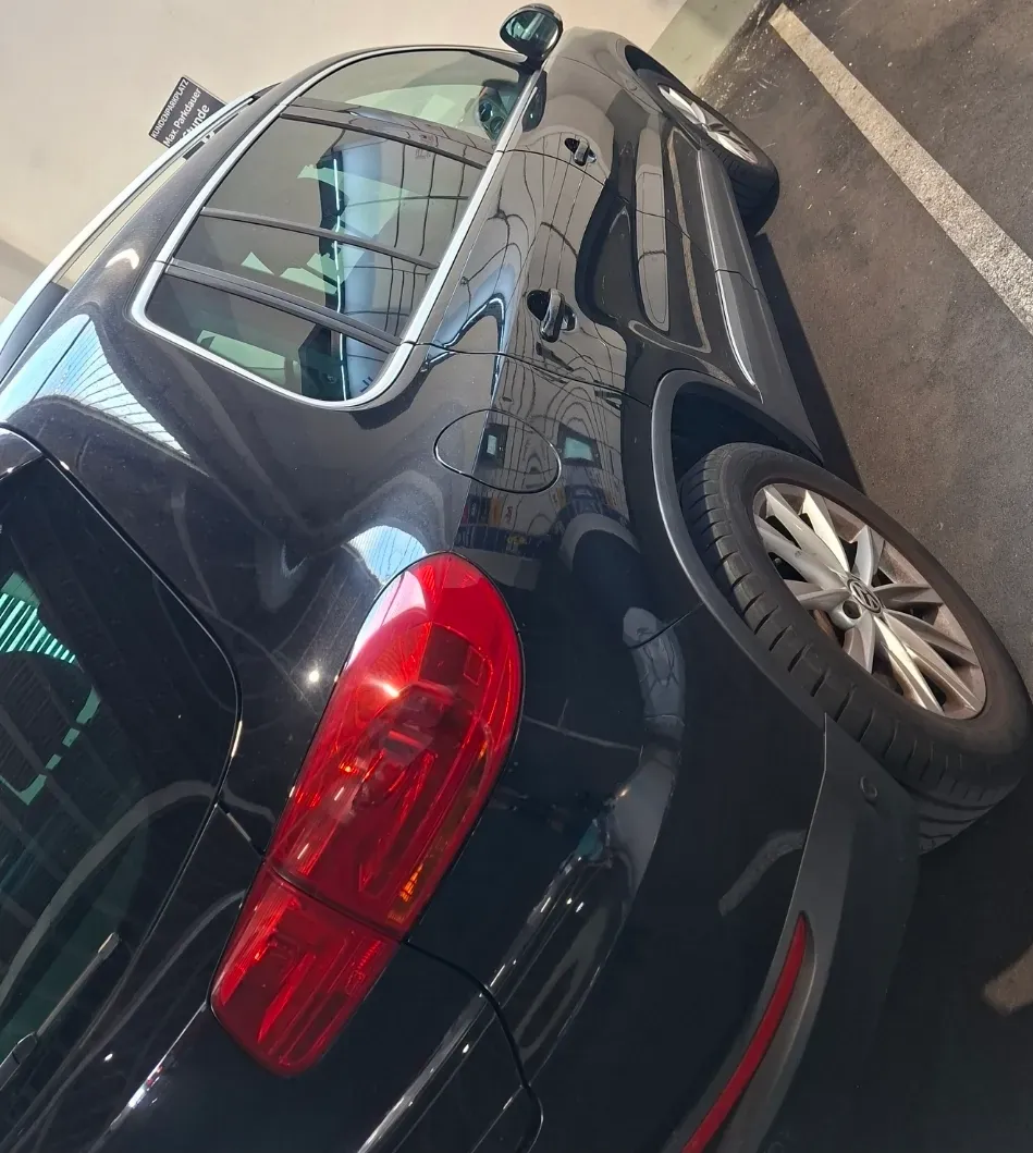 Volkswagen Tiguan 2012 photo 2