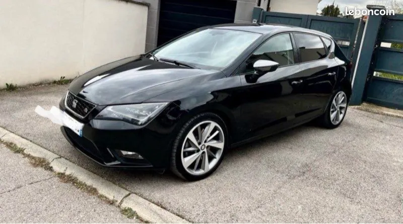 Seat Leon 2015 photo 2