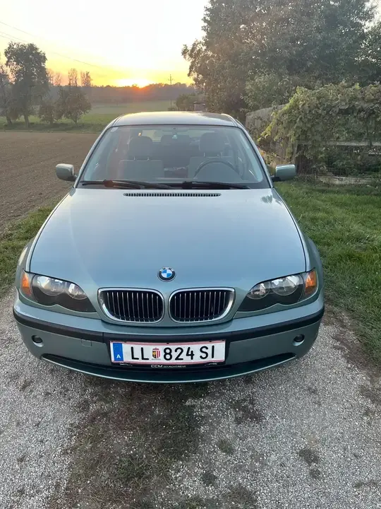 BMW 330D 2002 photo 2