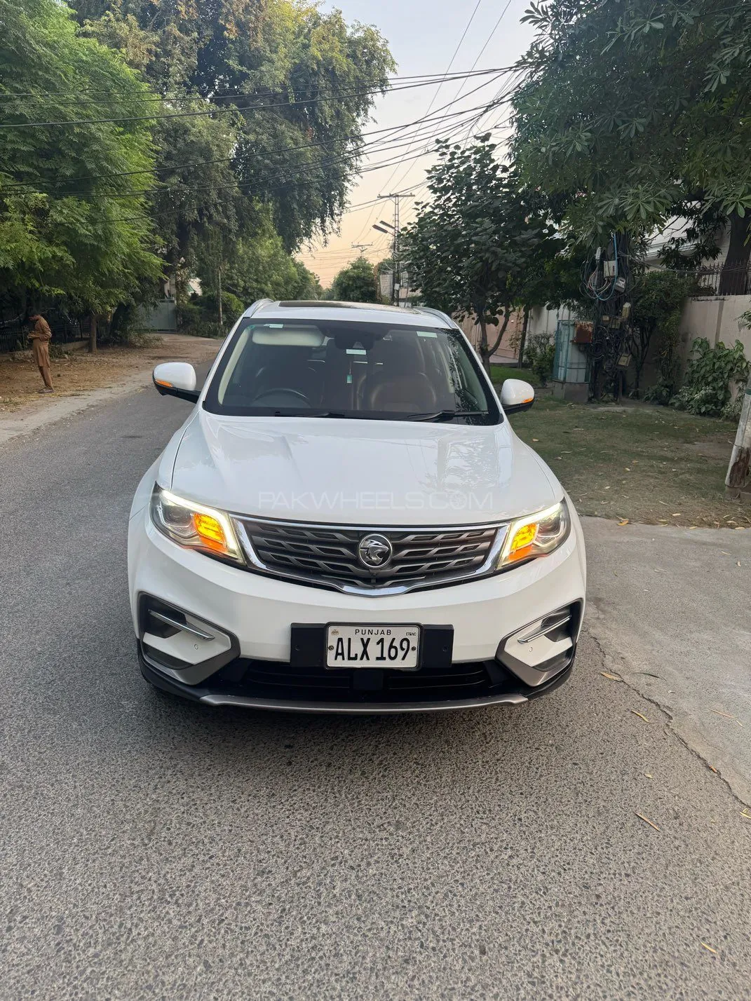 Proton X70