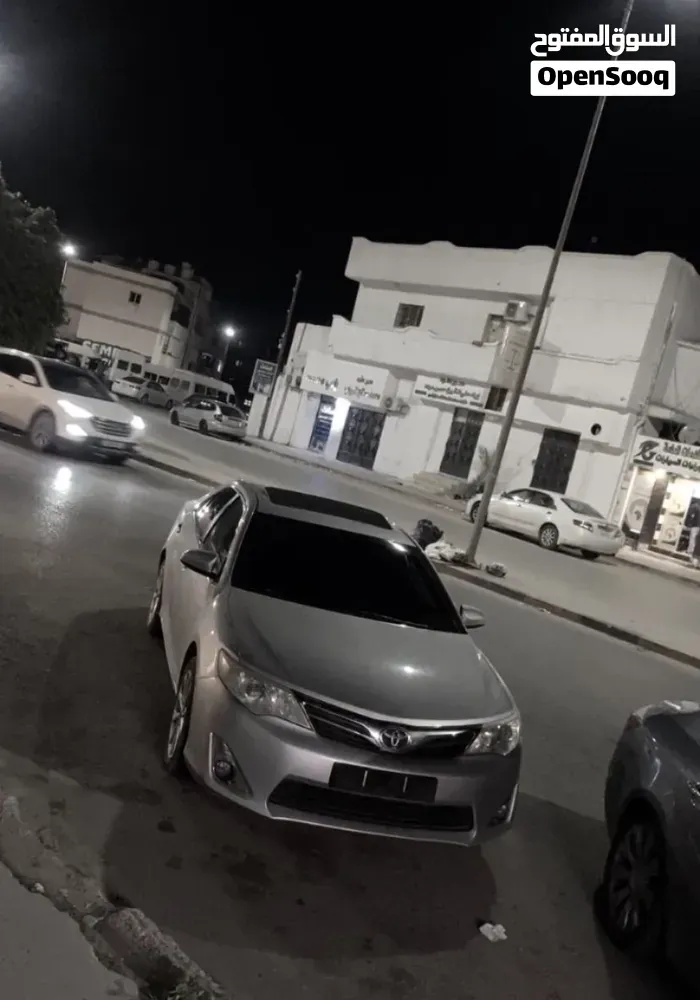 Toyota Camry 2014 photo 2