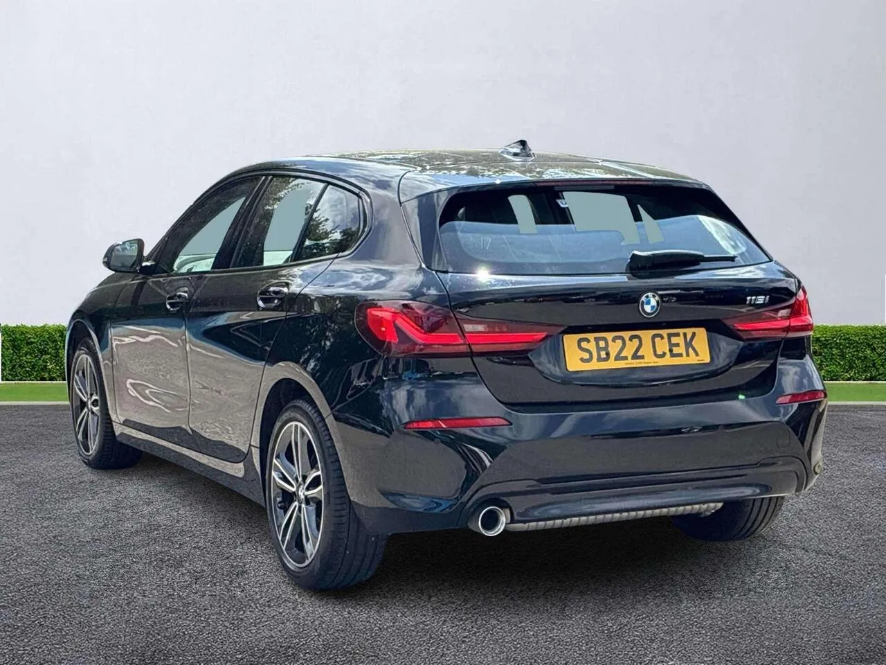 BMW 1 Series 2022 photo 2